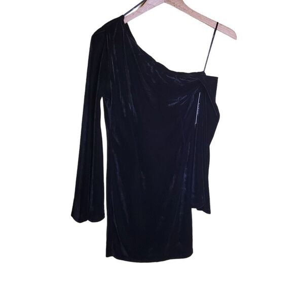 NWT Lulu's Black Velvet Mini Dress Size Small - Picture 3 of 9